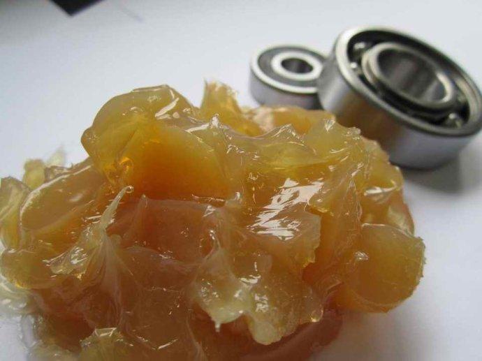 導(dǎo)致軸承潤滑脂漏失的原因有哪些？